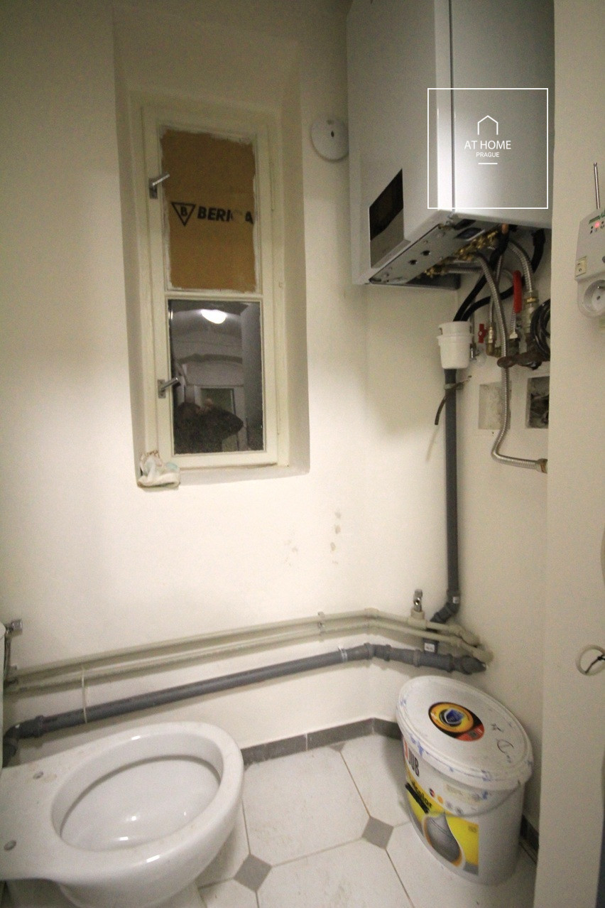 Office, commercial space for rent, Břevnov, Závěrka