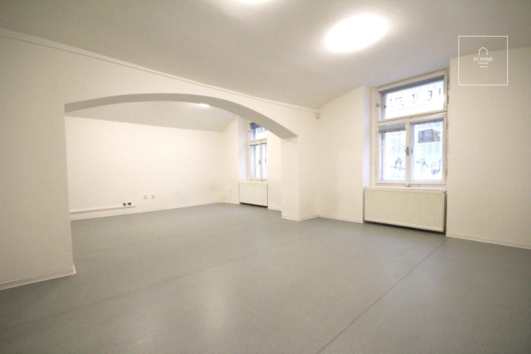 Office, commercial space for rent, Břevnov, Závěrka