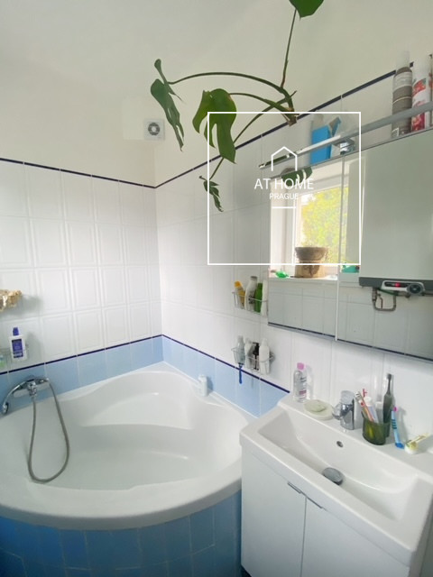 Příjemný byt 2+kk v 1.patře rodinného domu, Pancířova, Modřany