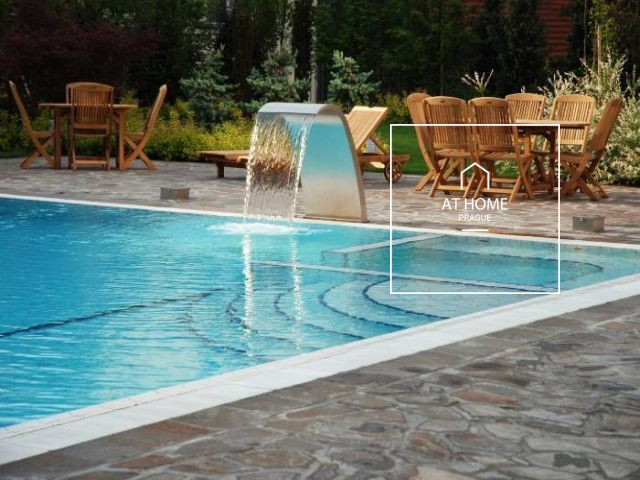 Luxurious, fully furnished flat, Italská, Vinohrady