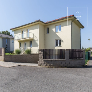 Pod Valem II., Průhonice