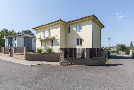 Pod Valem II., Průhonice