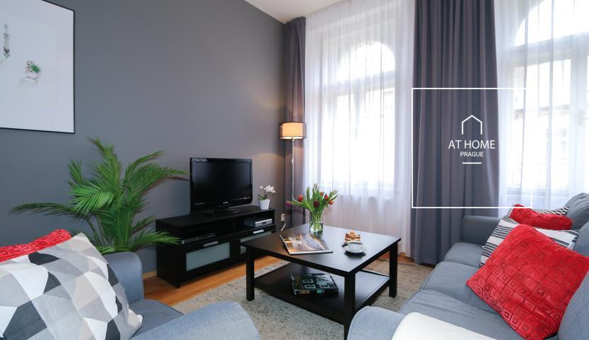 Fully furnished 2 bedroom apartment in Vinohrady