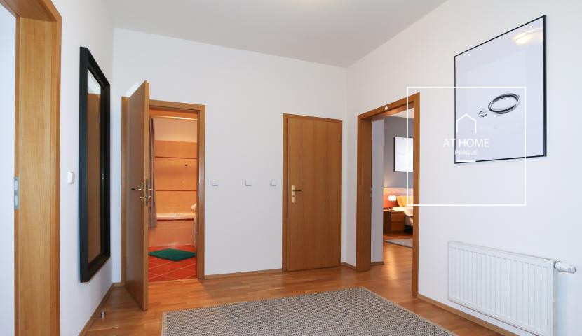Fully furnished 2 bedroom apartment in Vinohrady