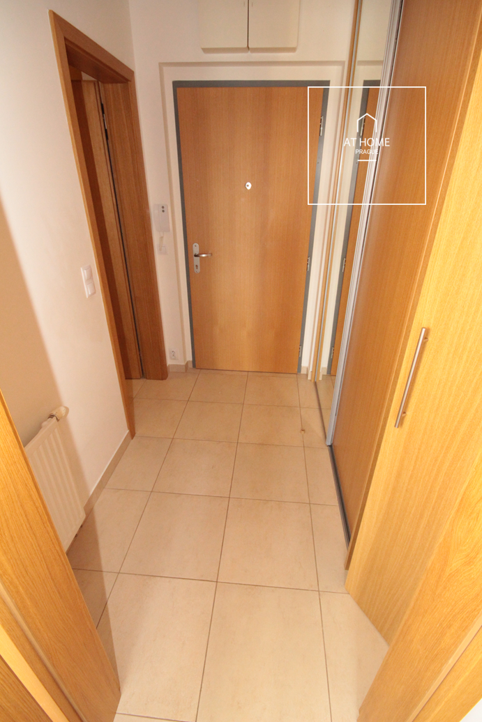 Nice one bedroom apartment with terrace, Kakosova, Řeporyje