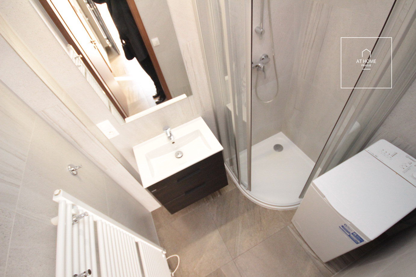 Nice one bedroom new apartment with parking, Zličín - Chrášťany