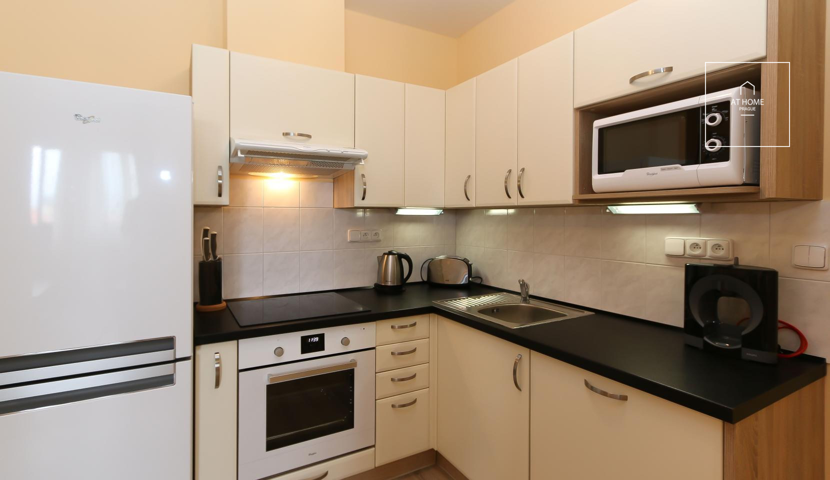 Nice, fully furnished 2bedroom apartment, Máchova, Vinohrady