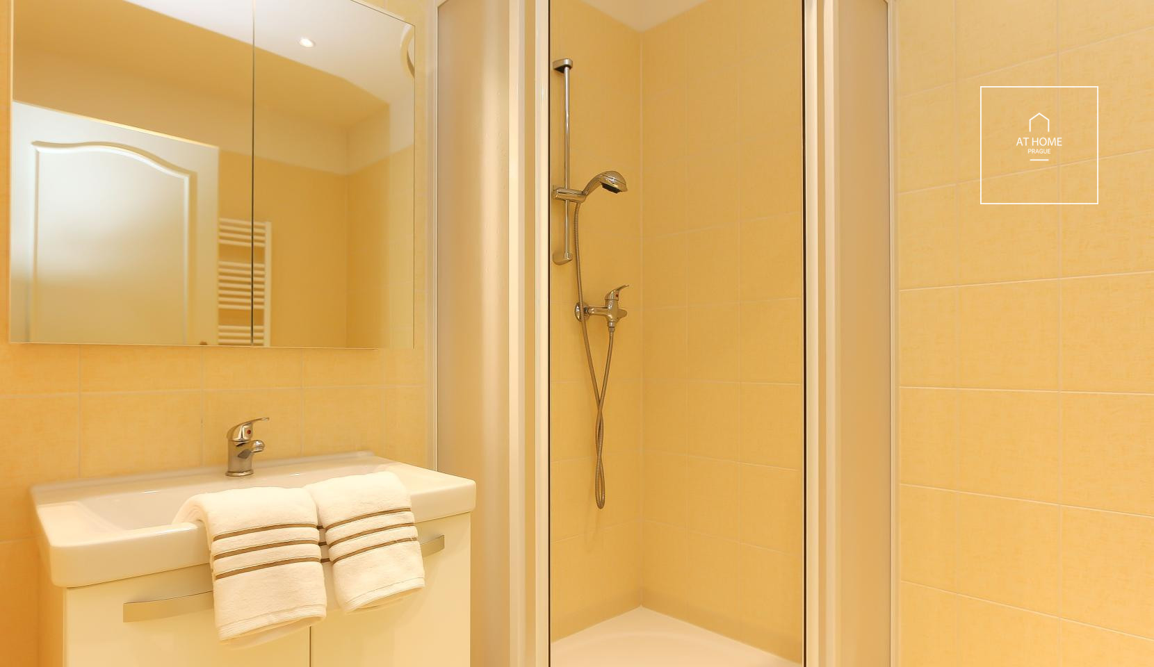 Nice, fully furnished 2bedroom apartment, Máchova, Vinohrady