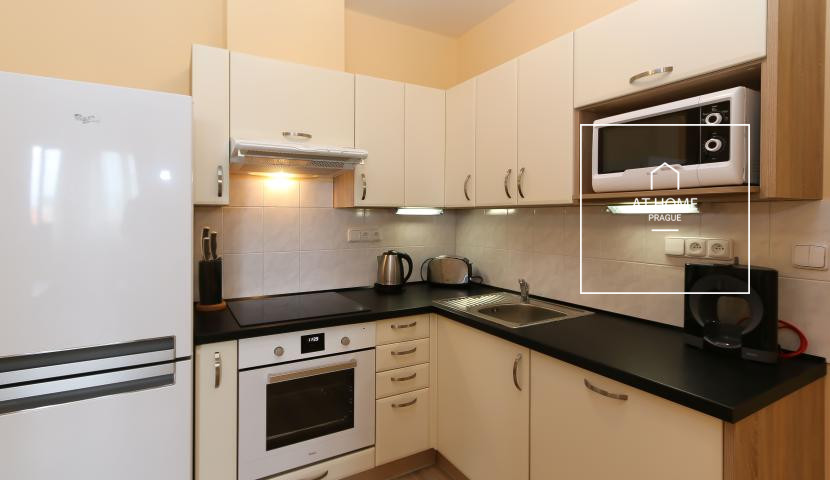 Fully furnished 2 bedroom apartment, Máchova, Vinohrady