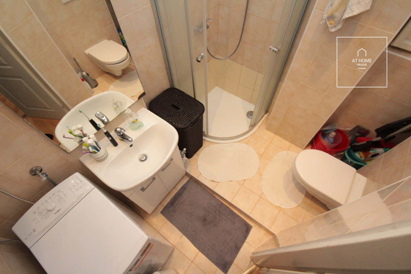 Nice, fully furnished 1bedroom apartment, Žižkov, Kubelíkova