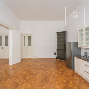 Unfurnished 1 bedroom apartment, Jana Masaryka, Vinohrady