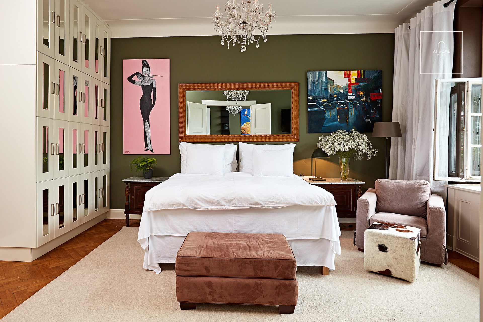 Fully furnished, luxury, 2 bedroom apartment. Na Hrobci, Nové Město