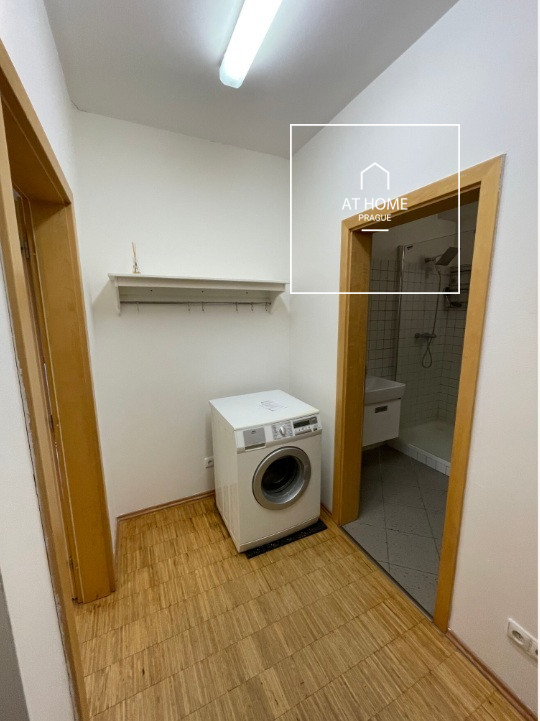 Unfurnished studio, Žižkov