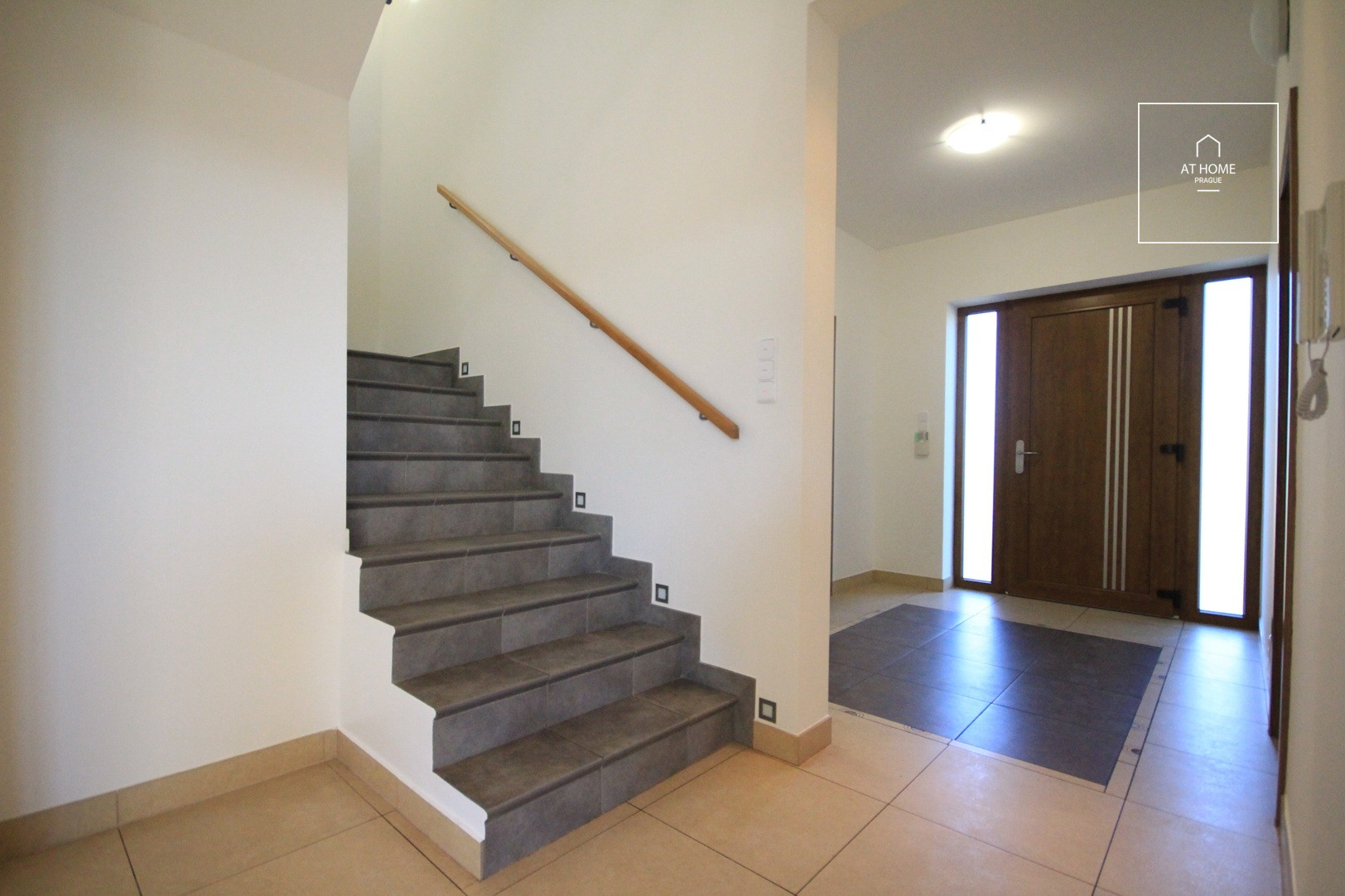 Detached house, Rabochova, Horoměřice