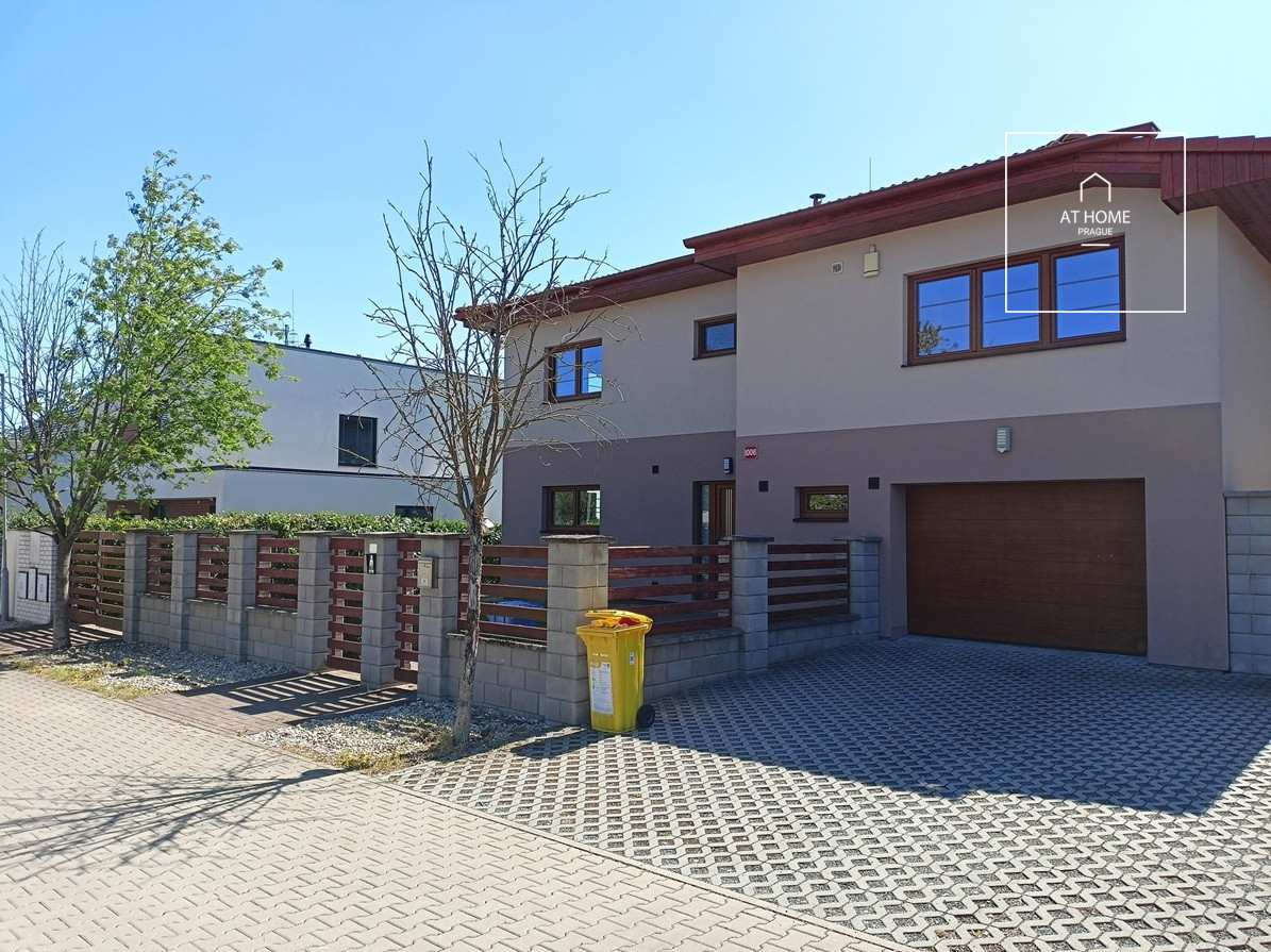 Detached house, Rabochova, Horoměřice