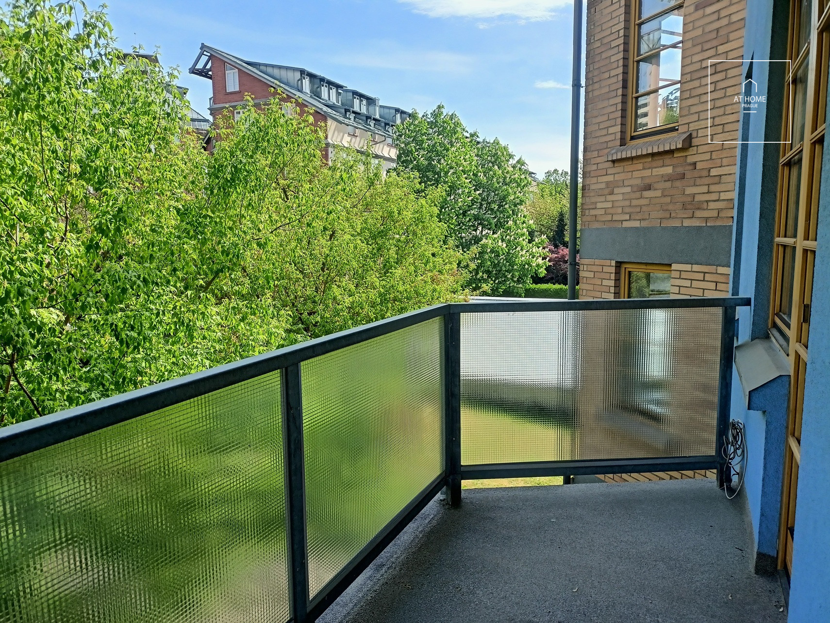Fully furnished 2 bedroom apartment, 2x balcony, Předvoje, Petřiny