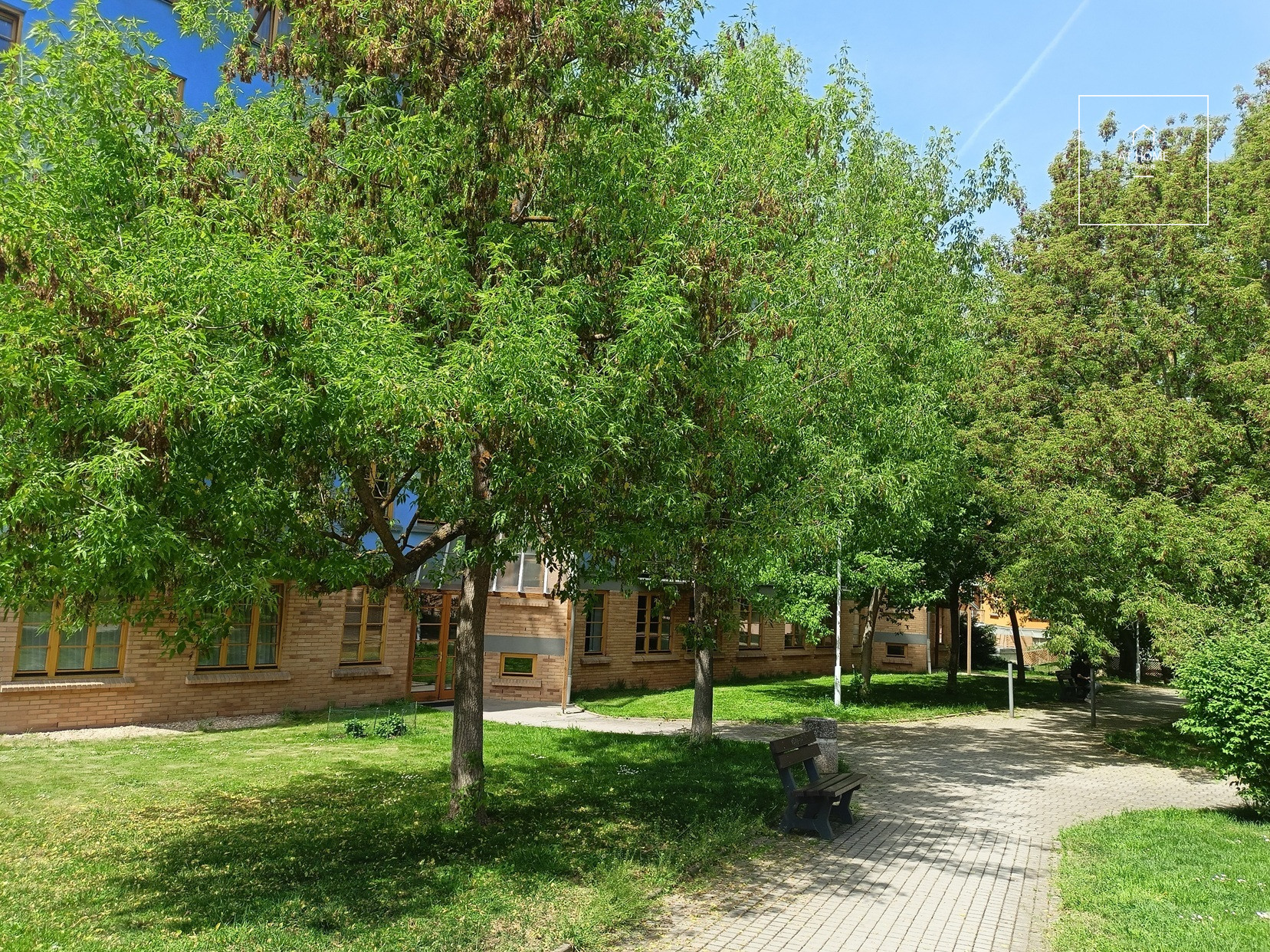 Fully furnished 2 bedroom apartment, 2x balcony, Předvoje, Petřiny