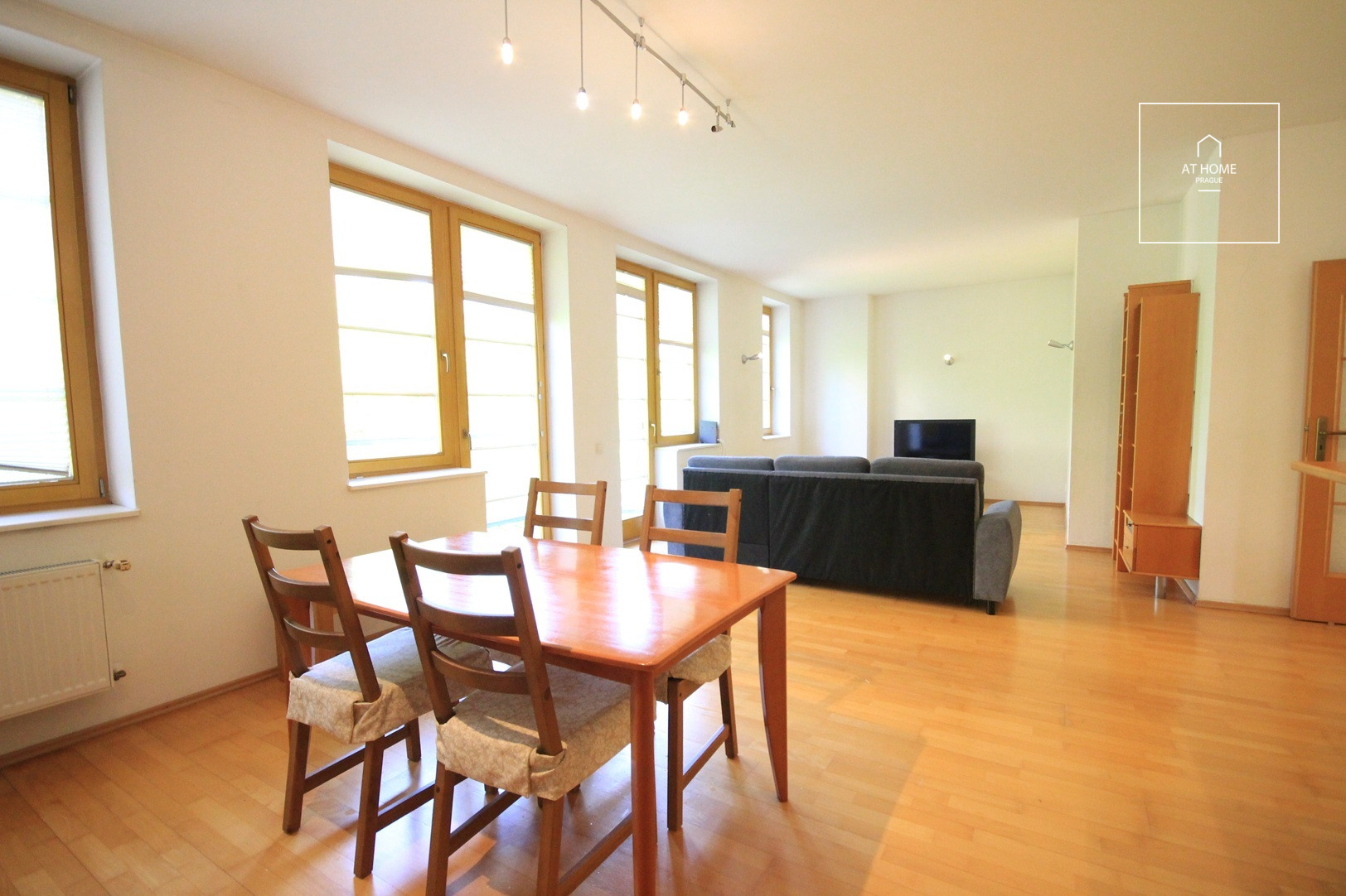 Fully furnished 2 bedroom apartment, 2x balcony, Předvoje, Petřiny