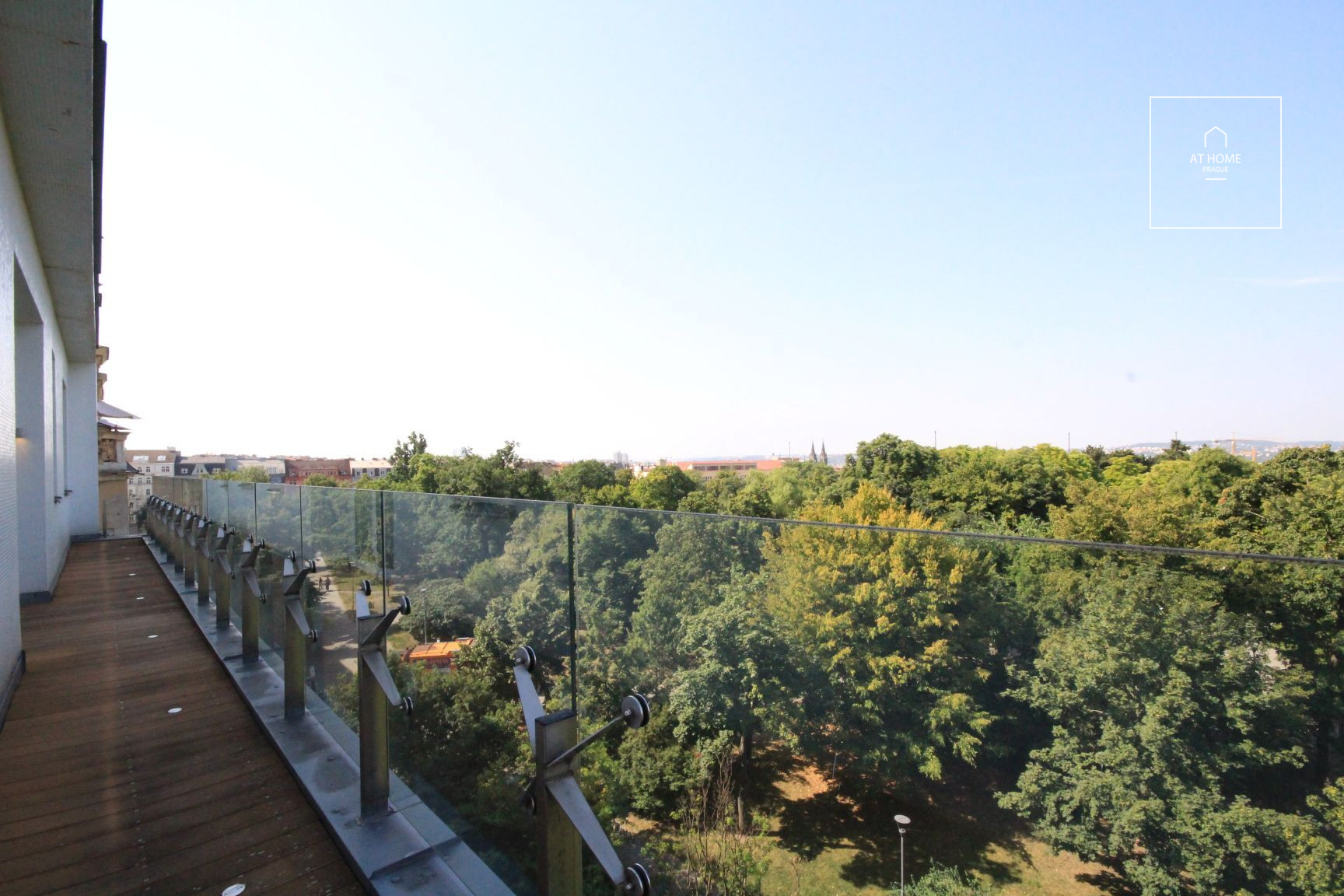 Nezařízený (lze dozařídit) byt 5+1 s terasou, Chopinova, Vinohrady