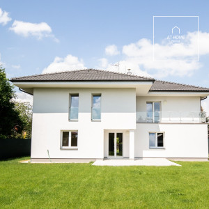 Unfurnished large 5 bedroom villa, Ke Smrčině, Újezd