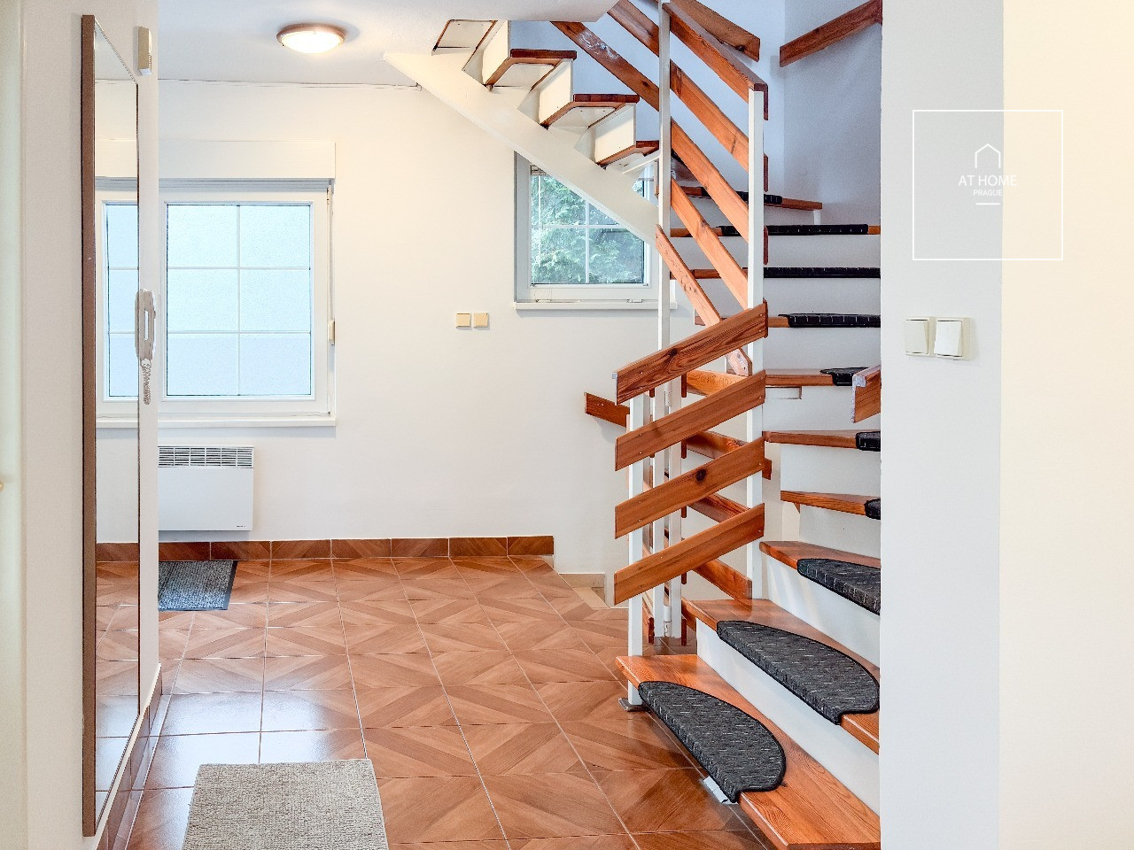 Nice family house for rent, Malá Šárka, Nebušice