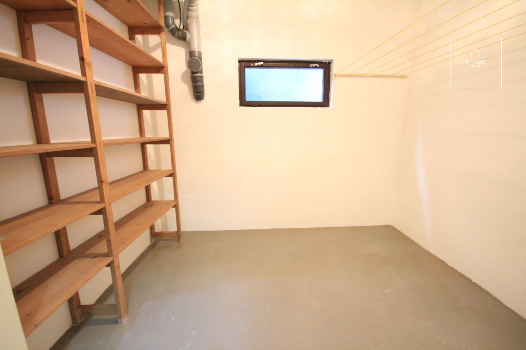 Nice family house for rent, Nebušice