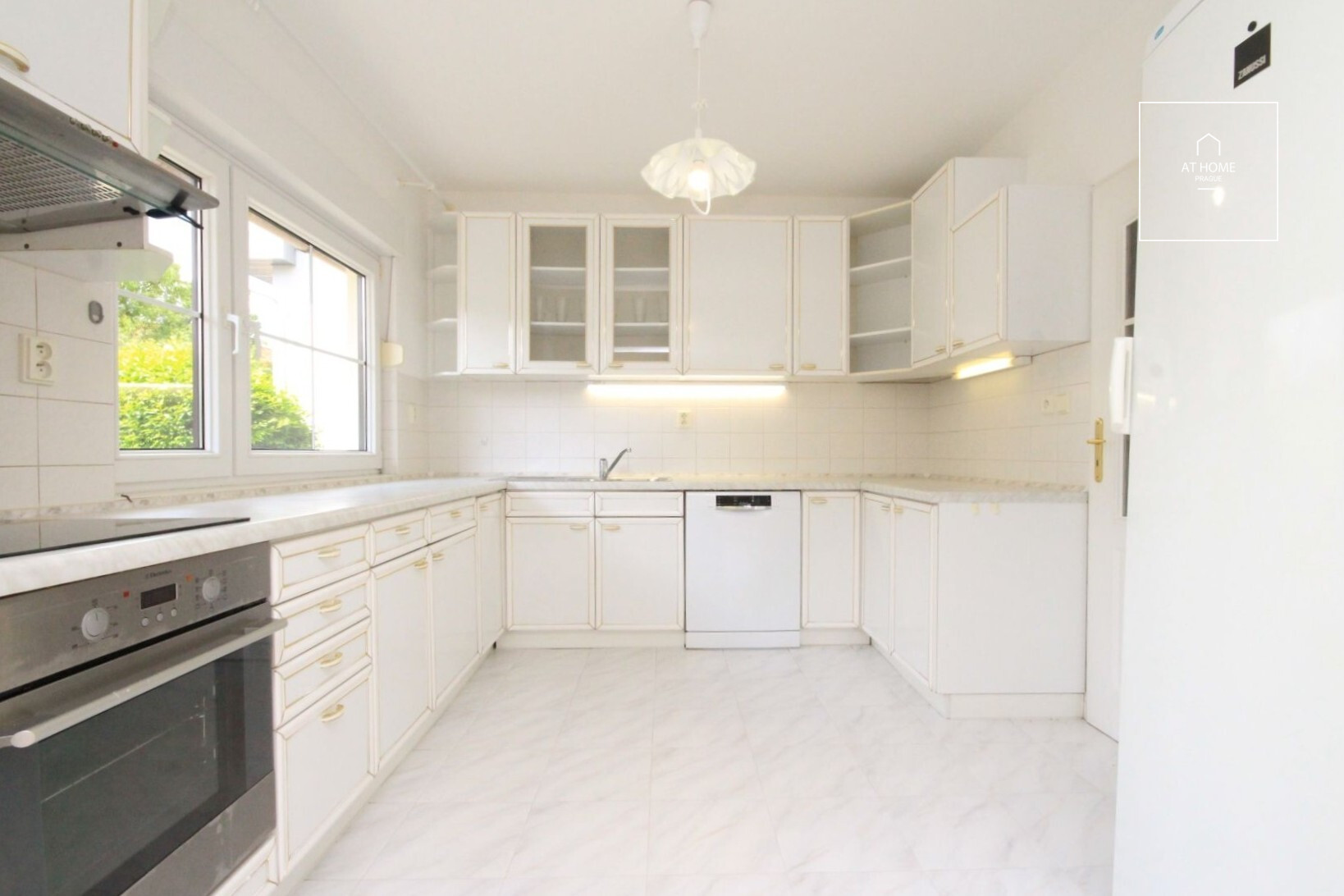 Nice family house for rent, Nebušice