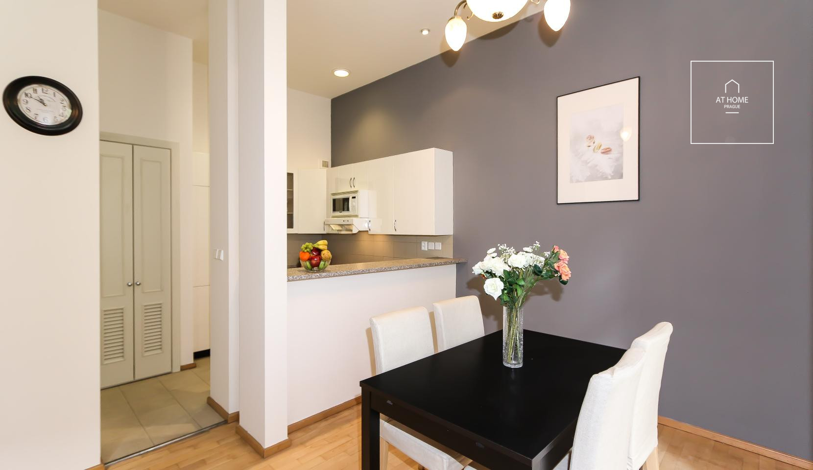 Plně zařízený byt 3+kk/balkon, Belgická, Vinohrady