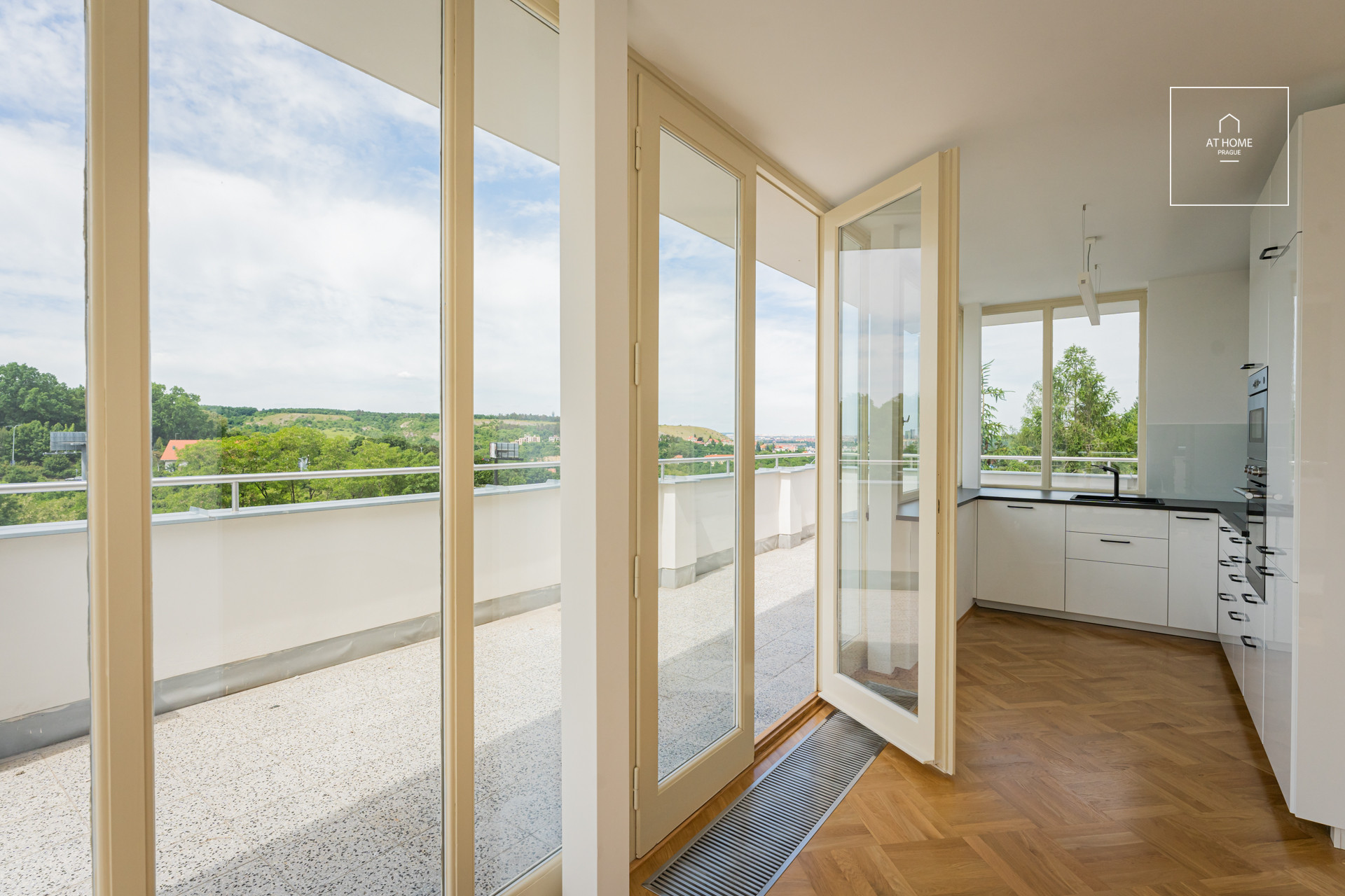 Charming one bedroom apartment with a terrace in a representative villa, Hlubočepy, Prague 5