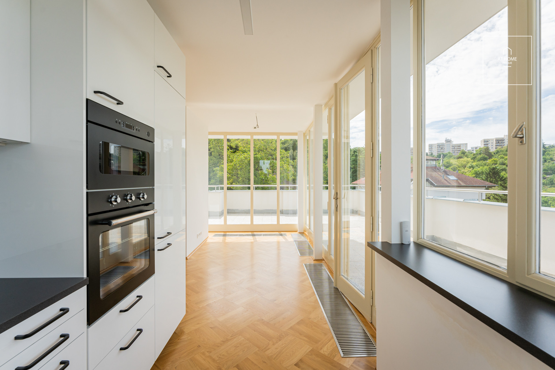 Charming one bedroom apartment with a terrace in a representative villa, Hlubočepy, Prague 5