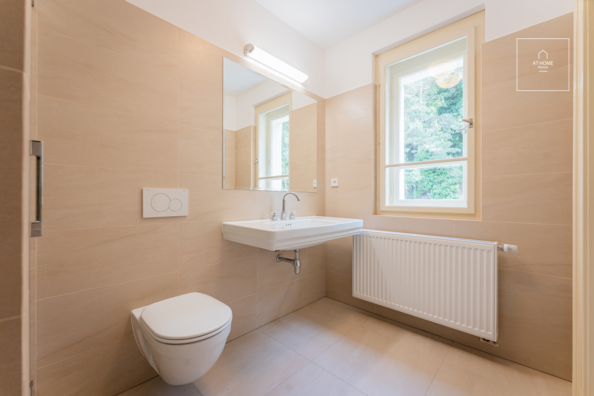 Charming one bedroom apartment with a terrace in a representative villa, Hlubočepy, Prague 5