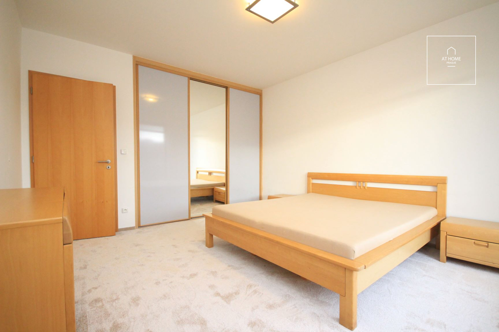 Fully furnished 2 bedroom apartment, Naardenská, Liboc