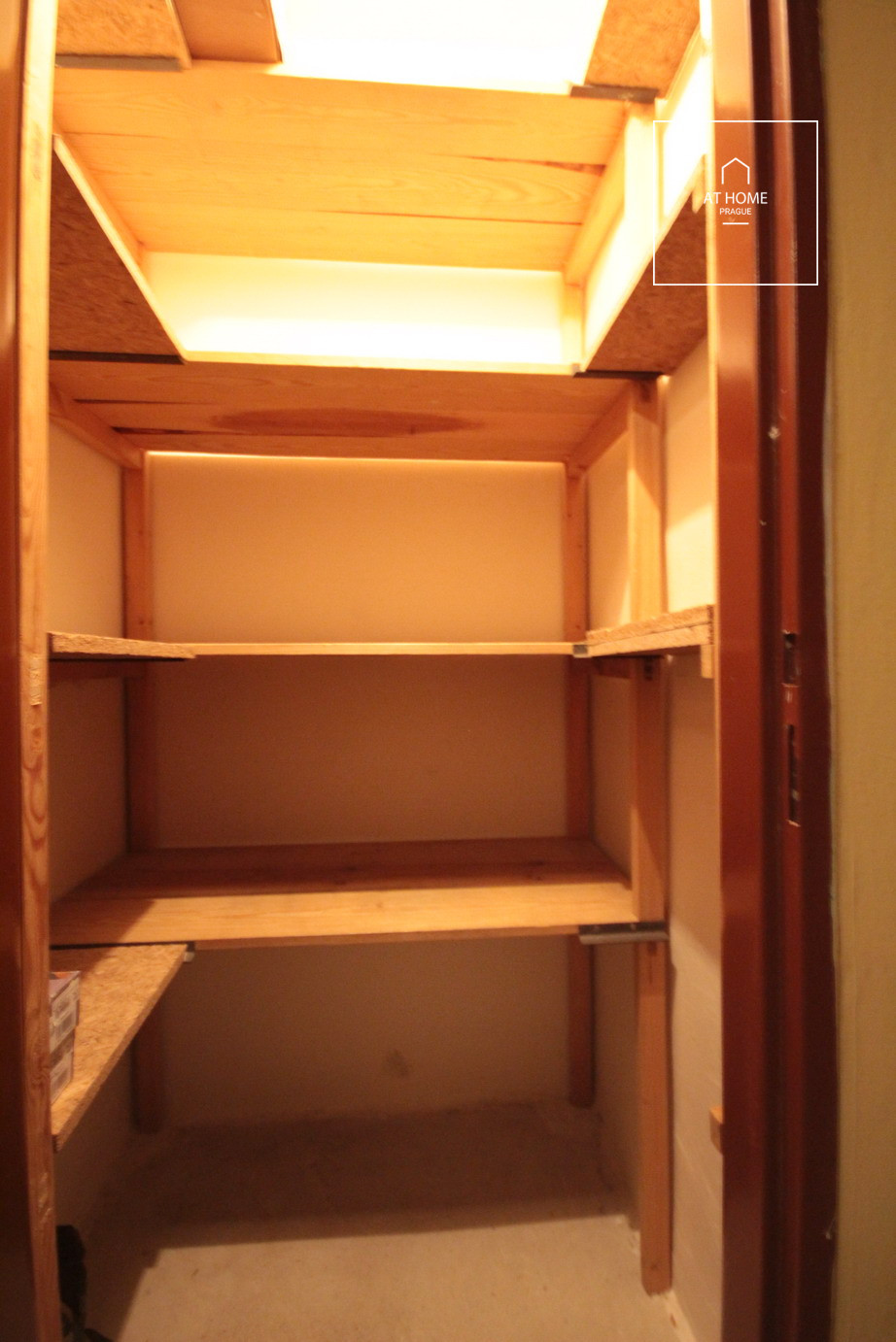 Nice 2-bedroom apartment with balcony, Záběhlice, Praha 4