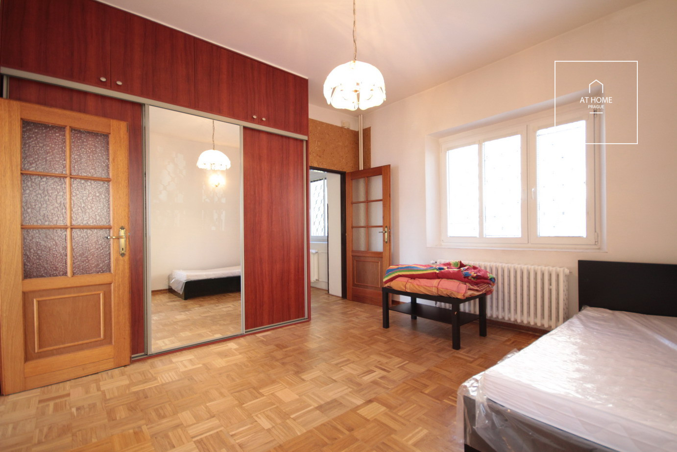 Spacious bright 3-bedroom apartment, Prague 4 - Krč