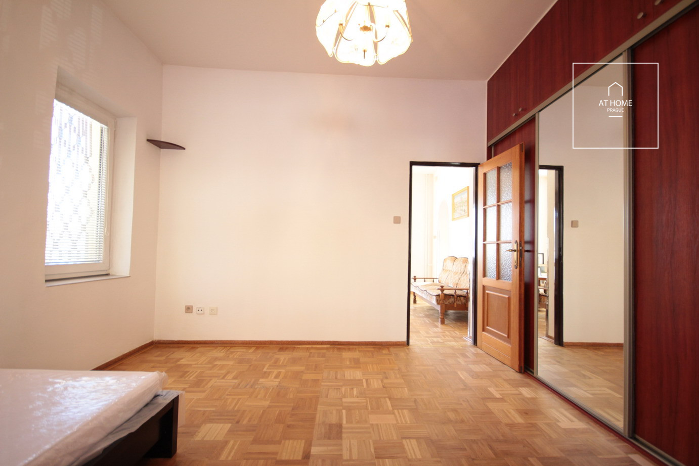 Spacious bright 3-bedroom apartment, Prague 4 - Krč