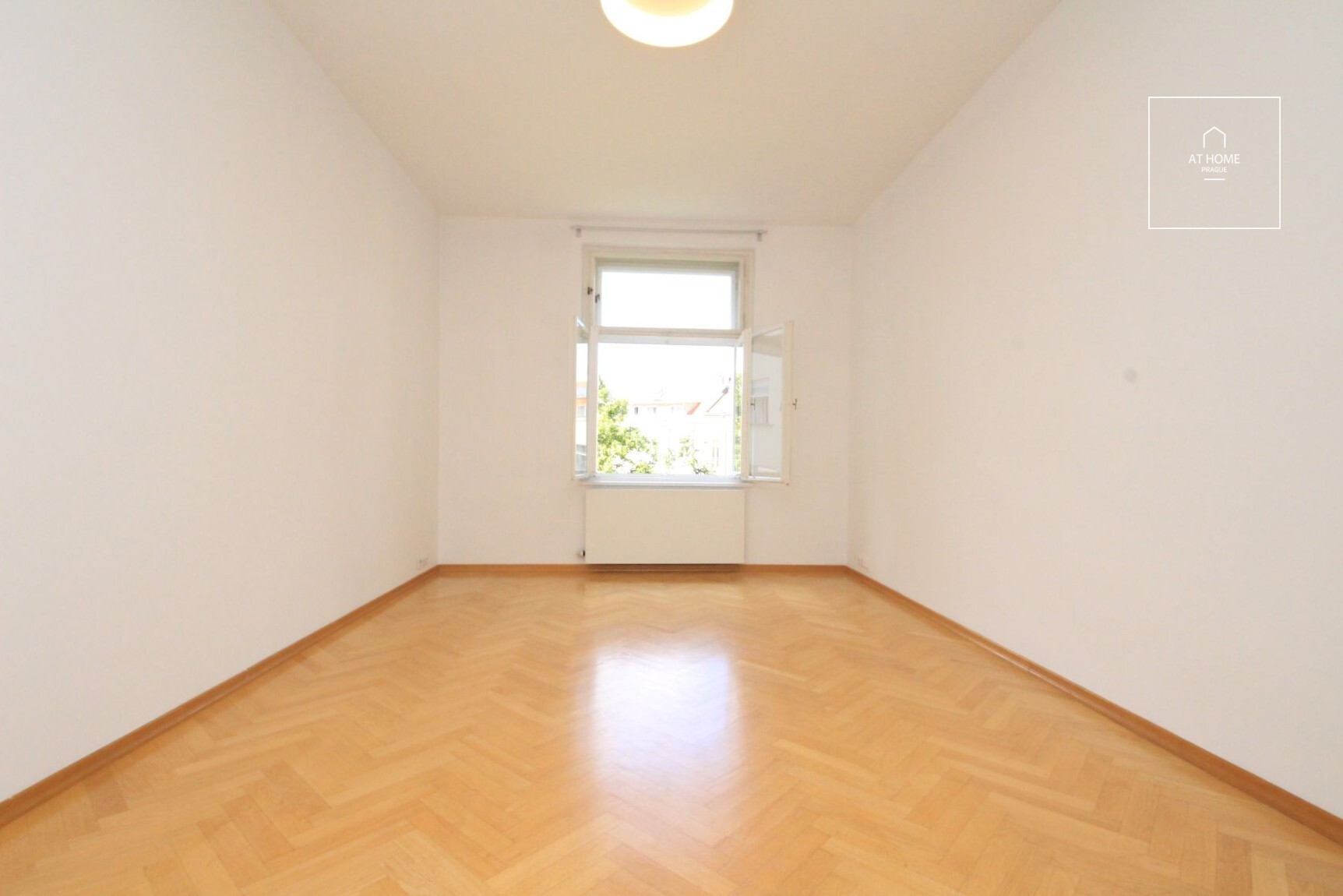 Na Švihance, Vinohrady, 3-bedroom apartment