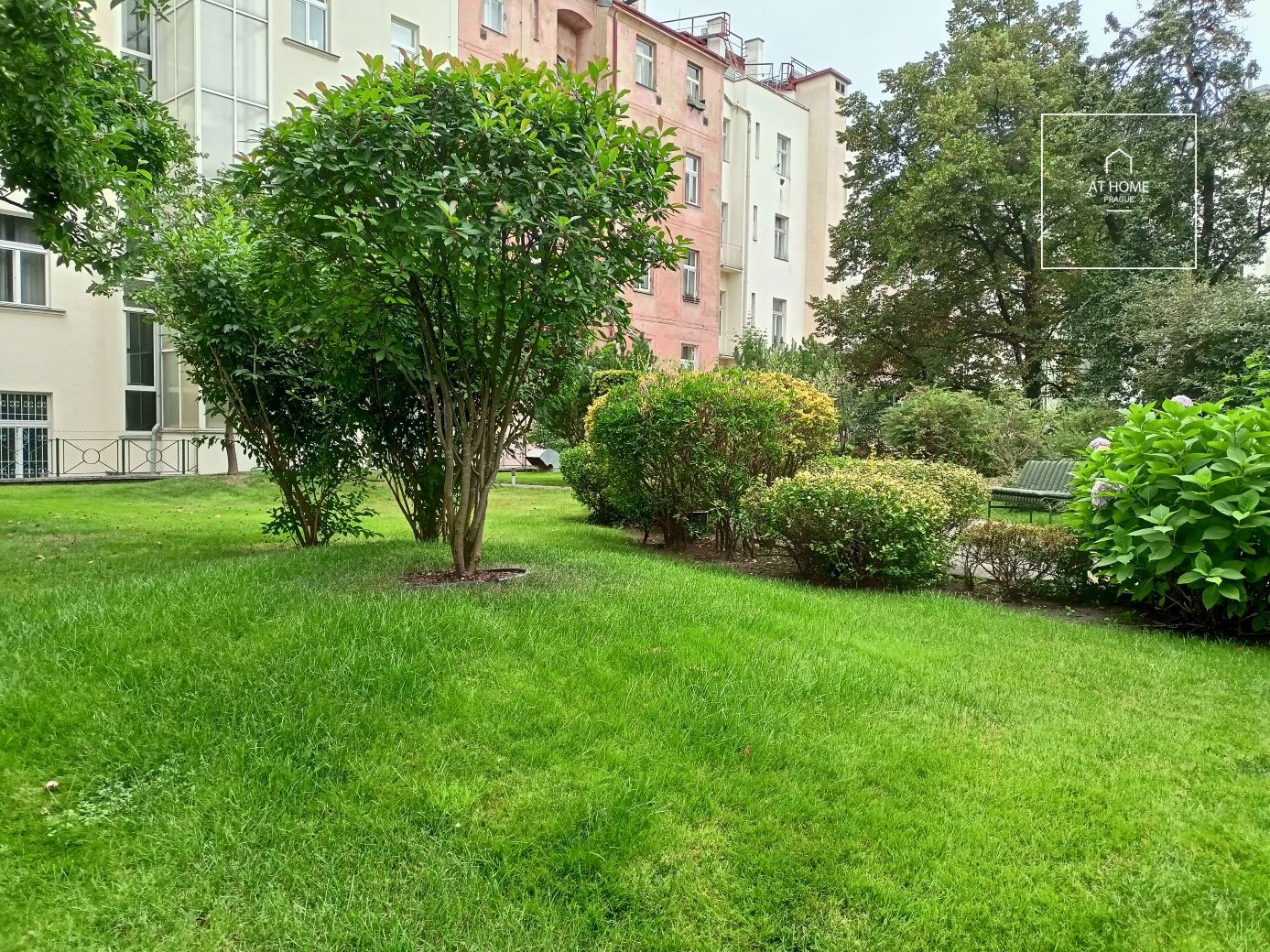 Na Švihance, Vinohrady, 3-bedroom apartment