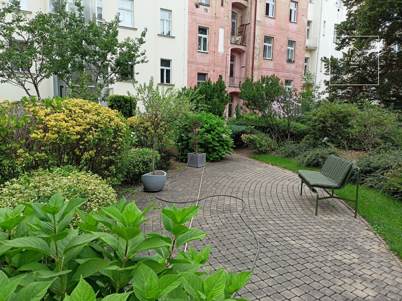 Na Švihance, Vinohrady, 3-bedroom apartment