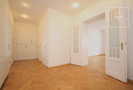 Na Švihance, Vinohrady, 3-bedroom apartment