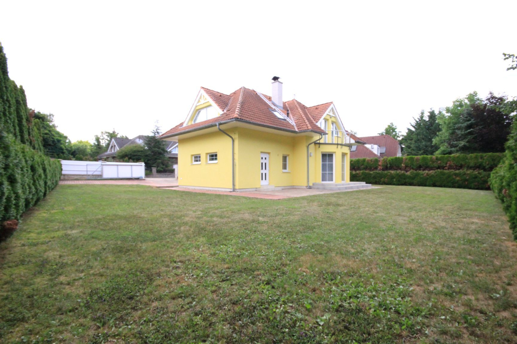 Nice 4-bedroom detached house, Pod Valem II., Průhonice