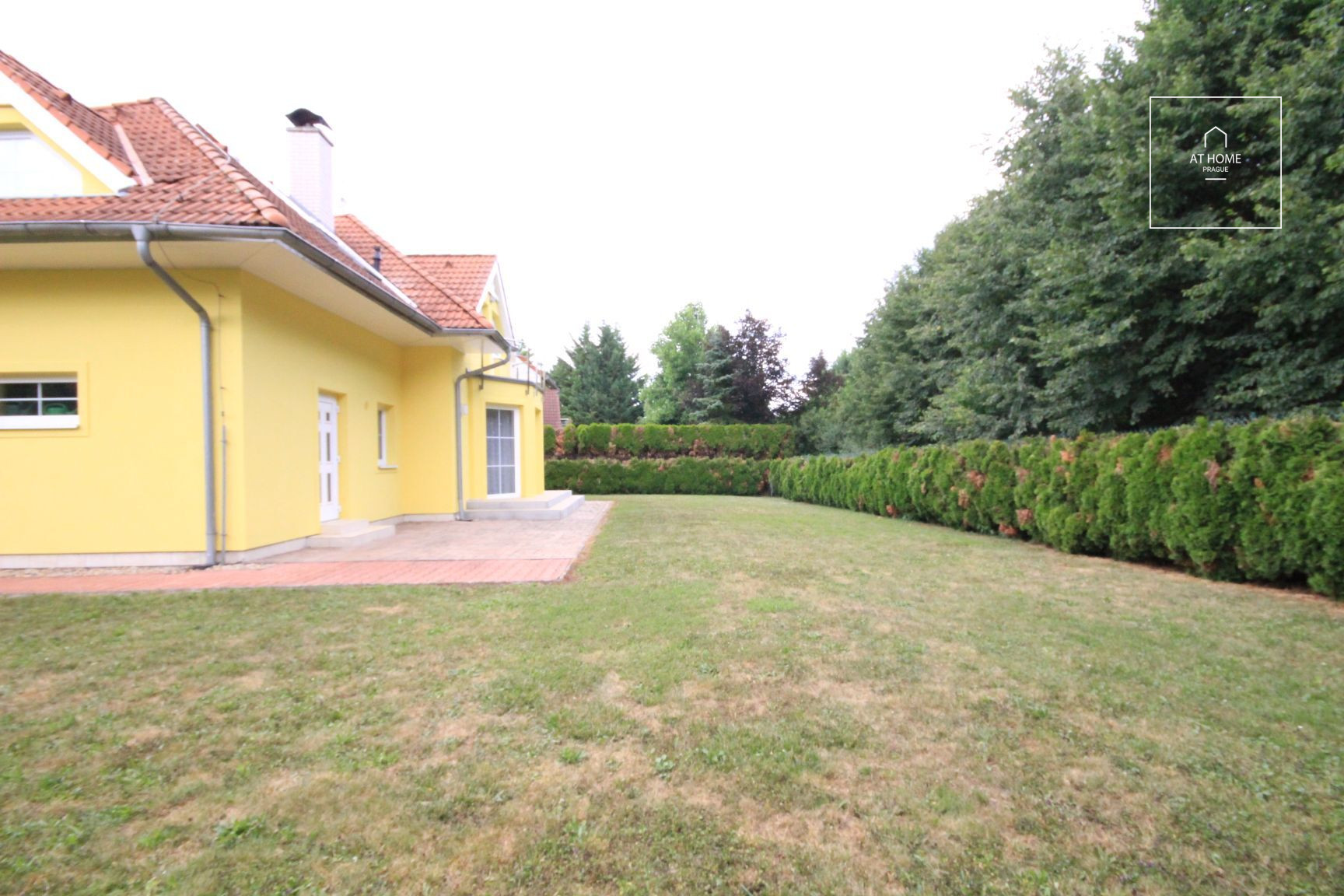 Nice 4-bedroom detached house, Pod Valem II., Průhonice