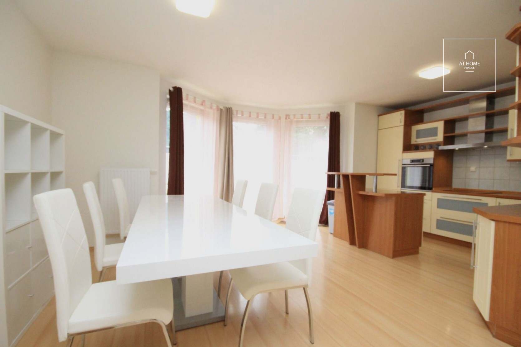 Nice 4-bedroom detached house, Pod Valem II., Průhonice