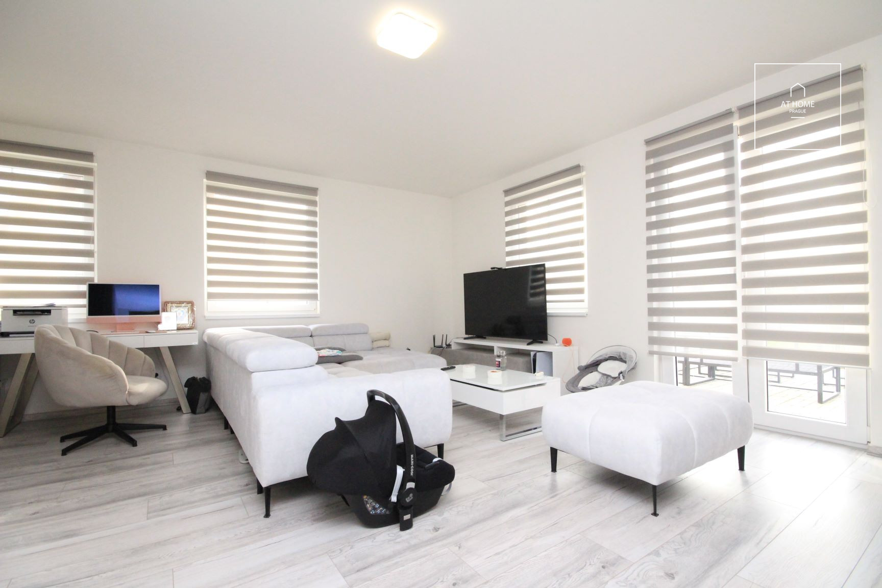 Brand new family house, 103 m², property 372 m² Kozomínská, Postřižín