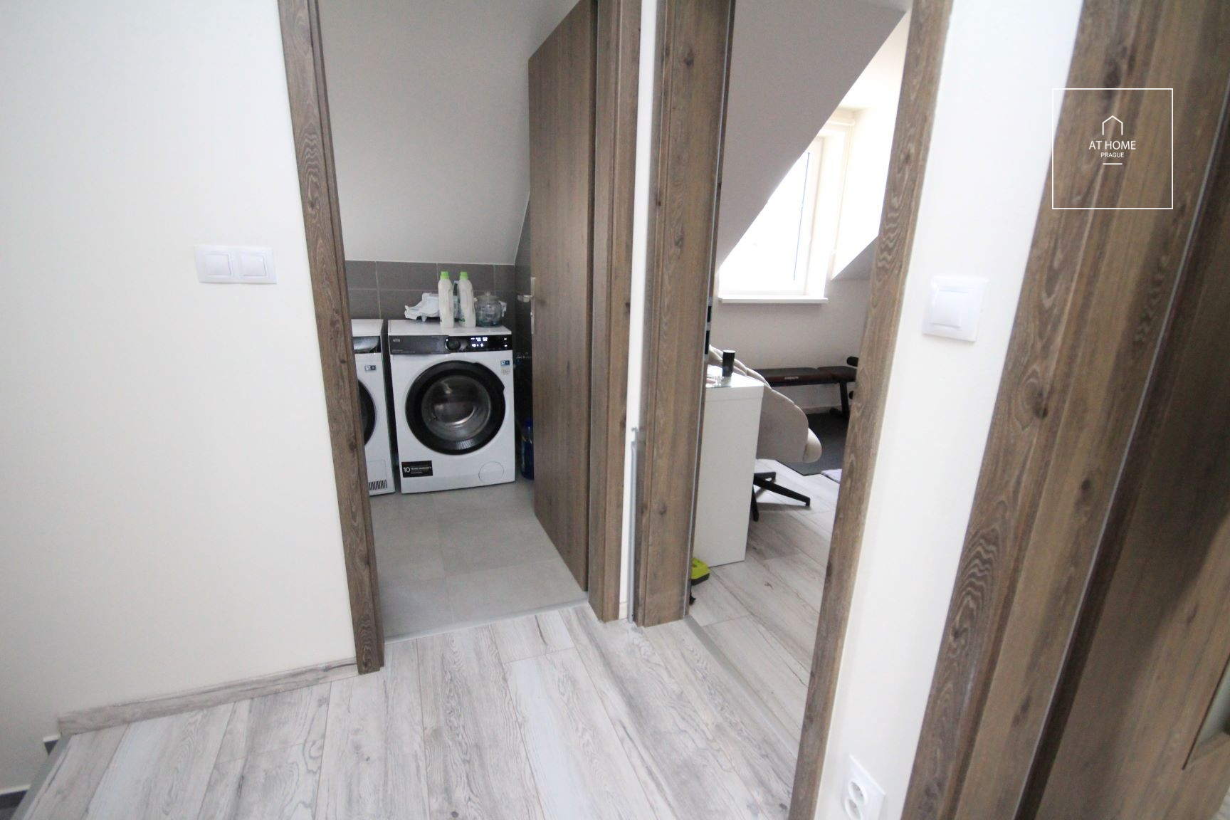 Brand new family house, 103 m², property 372 m² Kozomínská, Postřižín