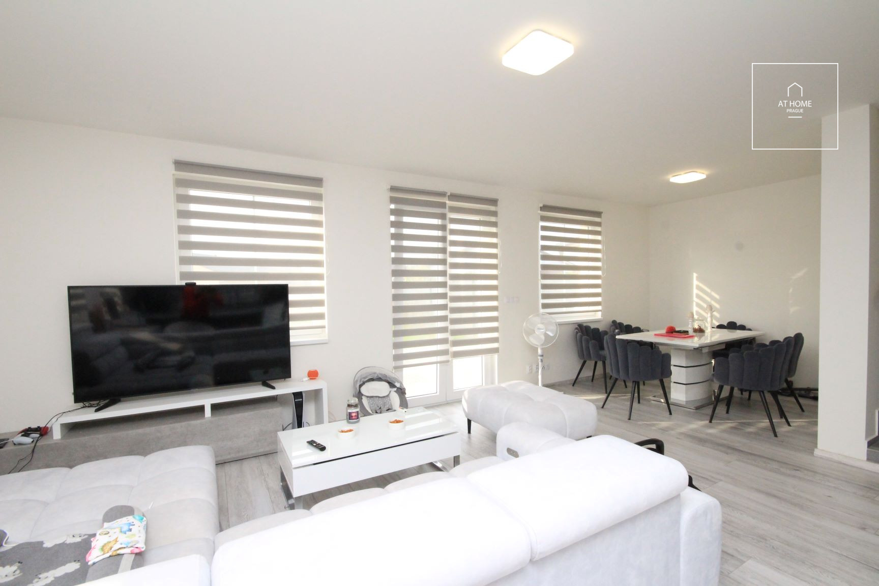 Brand new family house, 103 m², property 372 m² Kozomínská, Postřižín