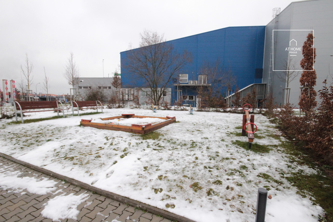 Hezký byt 2+kk s terasou a parkováním, Mukařovského, Stodůlky