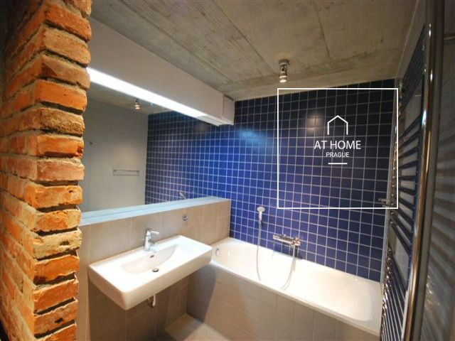 Fully furnished, stylish 1 bedroom apartment, Na Maninách, Holešovice