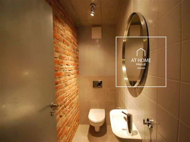 Fully furnished, stylish 1 bedroom apartment, Na Maninách, Holešovice