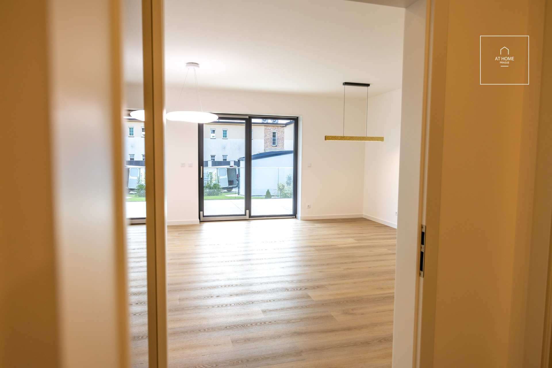 2-bedroom apartment, ground floor, Na Vrchu, Řeporyje