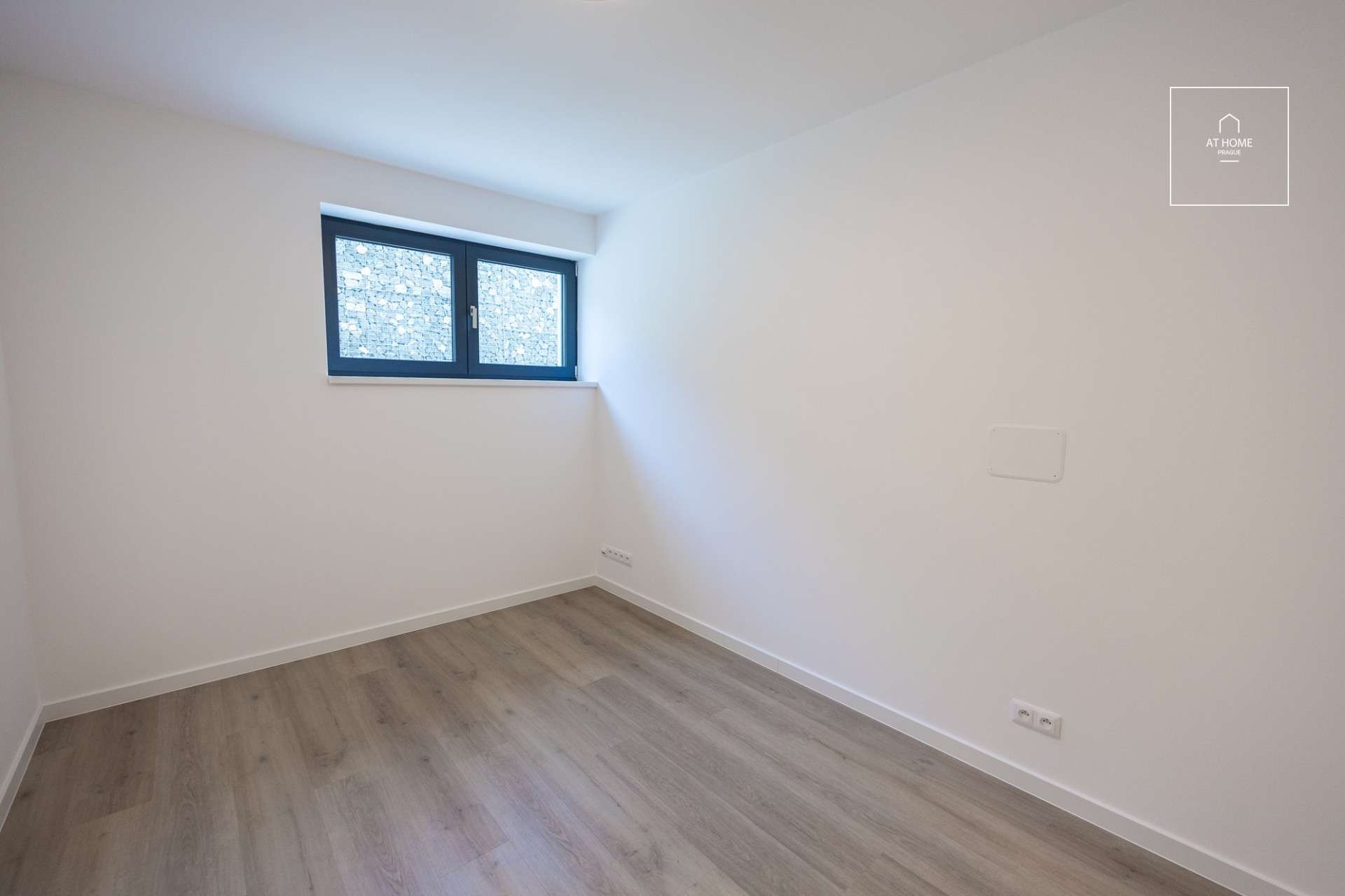 2-bedroom apartment, ground floor, Na Vrchu, Řeporyje